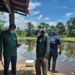 Após acidente com carga química, Semarh proíbe banho, pesca e coleta de água no Riacho Esfolado em Bertolínia