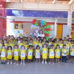 A Prefeitura de Bom Jesus, por meio da Secretaria Municipal de Educação, iniciou nesta segunda-feira (03) a entrega dos kits escolares.